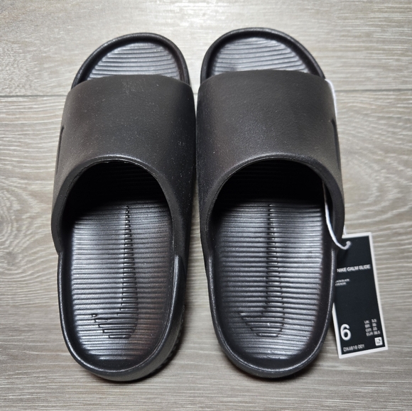 Nike Calm Slide Black Womens Size 6 (Fits Youth 5) DX4816-001 New Authentic - Picture 4 of 8